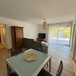 St Aygulf, Climatise 70m2, Piscine Privee , 4 Personnes Lejlighed Saint Aygulf
