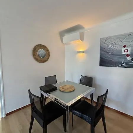 St Aygulf, Climatise 70m2, Piscine Privee , 4 Personnes Lejlighed