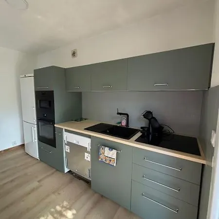 St Aygulf, Climatise 70m2, Piscine Privee , 4 Personnes Apartment